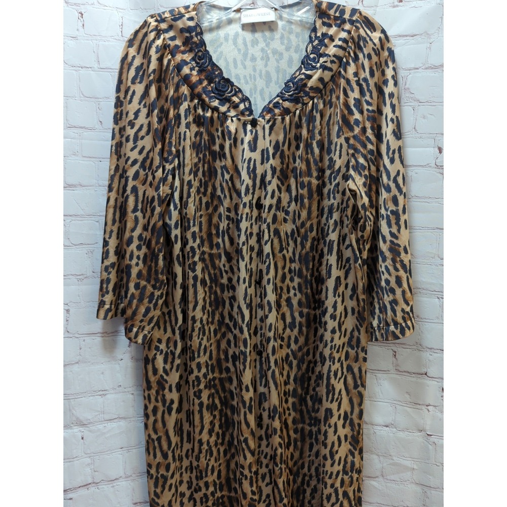 Shadowline‎ vintage M summer lightweight Robe Nightgown animal print mid-length